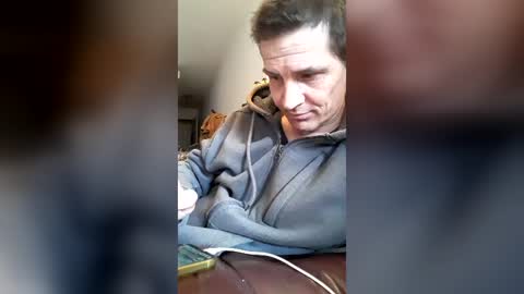 Snapshot of xxxfredmtlxxx chatting on June 2026 09:17:01 PM xxfredmtl18xx online show from June 2026 09:17:01 PM