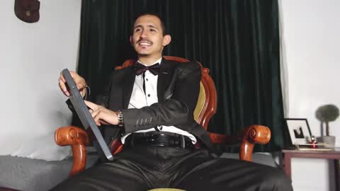 Snapshot of xxxhome_alonexxx chatting on December 2024 07:55:01 PM Kev online show from December 2024 07:55:01 PM