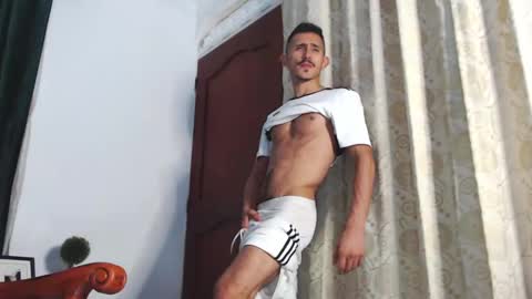 Snapshot of xxxhome_alonexxx chatting on January 2025 10:38:01 PM Kev online show from January 2025 10:38:01 PM