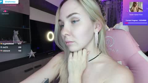 Snapshot of xxxhoneyxx chatting on December 2024 02:23:01 AM Onlyfanz online show from December 2024 02:23:01 AM