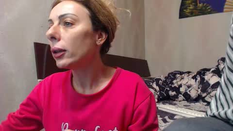 isa and gonzo online show from February 2026 06:51:02 AM