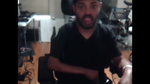 Snapshot of xxxonwheelz chatting on September 2025 09:05:02 PM xxxonwheelz online show from September 2025 09:05:02 PM