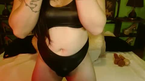 Snapshot of xxxpamelabombxxx chatting on January 2025 02:23:01 AM PAMPAM online show from January 2025 02:23:01 AM