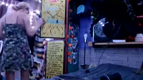 XXXQueenMandyDickenz online show from November 2025 03:29:02 AM