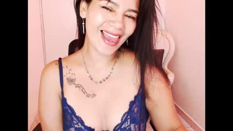 Snapshot of xxxsweetandhornyxxx chatting on October 2025 05:14:02 PM dolcesasha online show from October 2025 05:14:02 PM