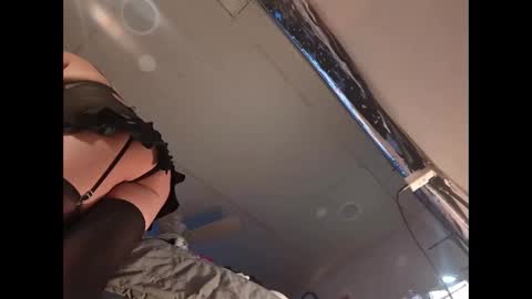 Snapshot of xzbib chatting on December 2024 06:35:02 PM Xzbib online show from December 2024 06:35:02 PM