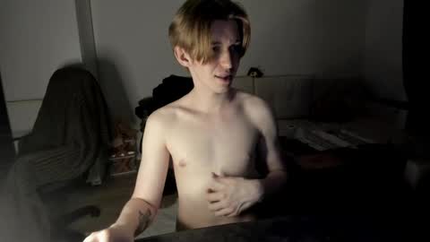 y0ursteve online show from May 2026 09:12:01 PM