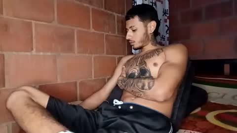 Snapshot of yajz chatting on December 2025 07:06:02 AM Yajz online show from December 2025 07:06:02 AM