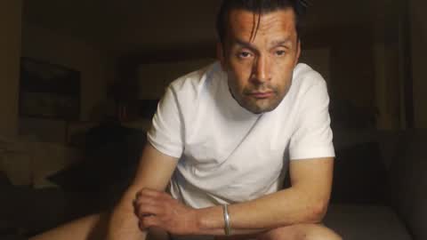 yallayalla1806 online show from April 2026 10:26:02 PM