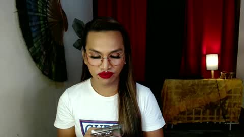 lorien gosper online show from February 2025 03:26:01 PM