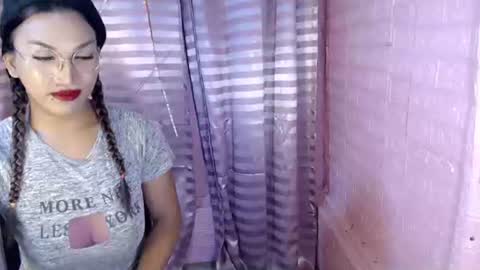 lorien gosper online show from October 2025 02:04:01 PM