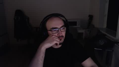 Snapshot of yamillamal157 chatting on October 2025 09:42:02 PM YamilLamal online show from October 2025 09:42:02 PM