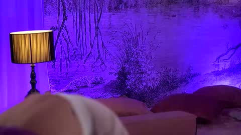 Yamira online show from March 2026 07:09:01 PM