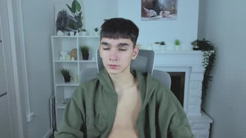 yamitwink online show from November 2025 08:41:01 PM