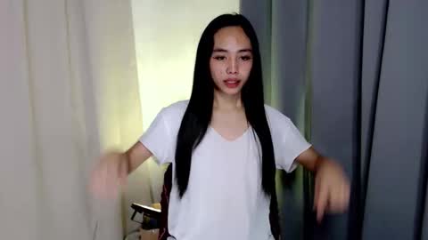 yams_kitty69 online show from November 2025 06:26:02 AM