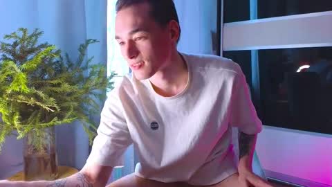 Snapshot of yan_rizen chatting on February 2025 06:33:01 AM Yan online show from February 2025 06:33:01 AM