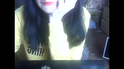 Snapshot of yanafiesta chatting on May 2026 01:52:01 PM yanafiesta online show from May 2026 01:52:01 PM