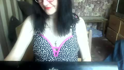 Snapshot of yanafiesta chatting on July 2026 11:27:01 AM yanafiesta online show from July 2026 11:27:01 AM