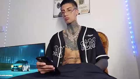 Yan online show from February 2026 02:10:01 AM