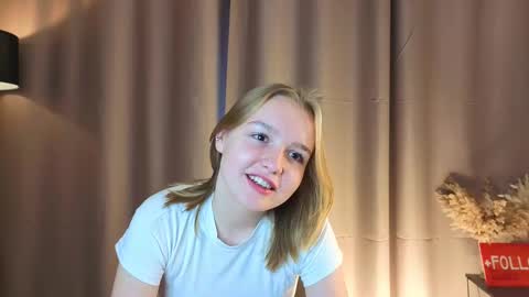 Kate online show from September 2025 01:11:02 PM