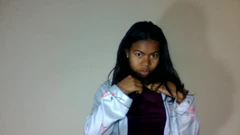yannick_01 online show from June 2026 11:58:01 PM