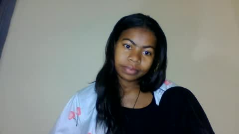 yannick_01 online show from June 2026 05:23:02 AM