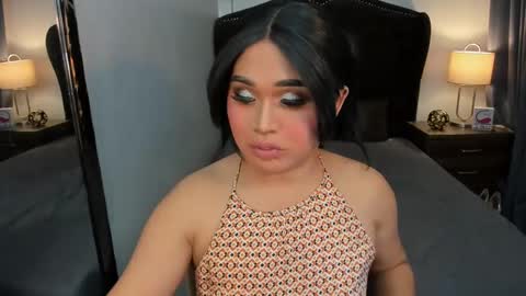 Allisonn online show from January 2025 09:51:01 PM