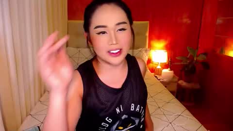 Allisonn online show from October 2025 08:20:02 PM