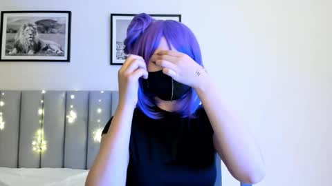 Snapshot of yanyaan chatting on February 2026 09:33:02 PM Yana online show from February 2026 09:33:02 PM