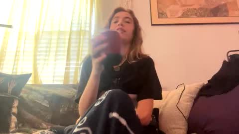 yanyanpixie online show from November 2025 03:23:01 PM