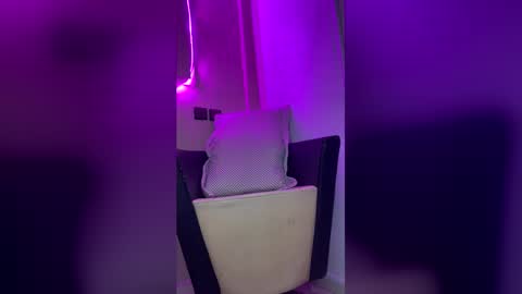 yasarsimo99154258 online show from June 2026 08:39:02 PM