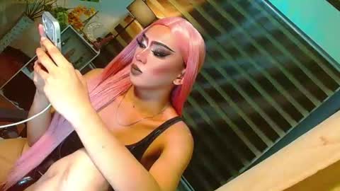 miss yasii online show from July 2026 04:22:02 PM