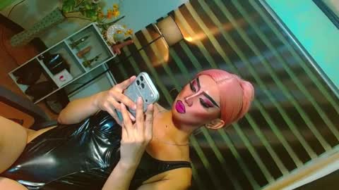 miss yasii online show from July 2026 02:23:02 PM