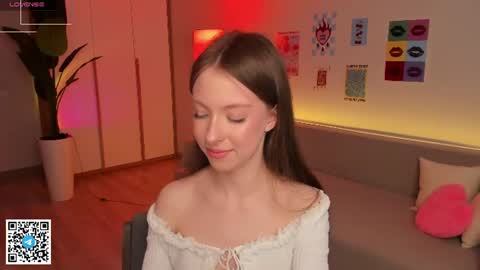 Snapshot of yasmin_kass chatting on June 2026 07:00:01 AM Yasmin online show from June 2026 07:00:01 AM