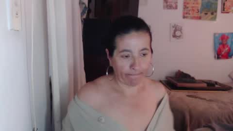 Snapshot of yasmin_love85 chatting on October 2025 03:07:02 PM yasmin_love85 online show from October 2025 03:07:02 PM