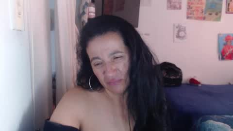 yasmin_love85 online show from April 2026 01:45:02 PM