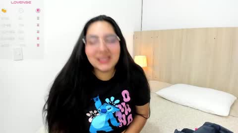 Yasmin Ortiz online show from April 2026 03:23:01 AM