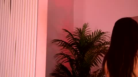 Yasmina  online show from January 2026 04:48:02 AM