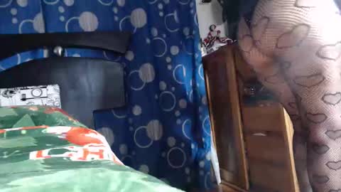 Snapshot of yassa_zan chatting on November 2025 04:59:01 AM yassa_zan online show from November 2025 04:59:01 AM