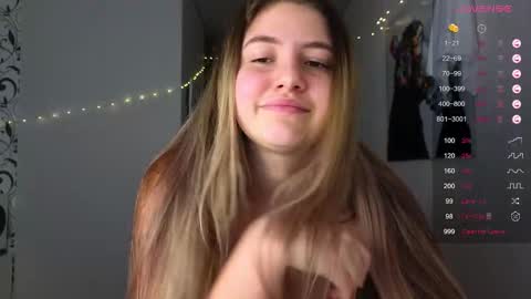 Yasyaa  online show from December 2024 09:41:01 PM