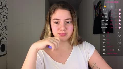 Yasyaa  online show from December 2024 02:10:02 AM