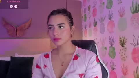 Snapshot of yaya23x chatting on July 2026 03:05:01 PM yaya23x online show from July 2026 03:05:01 PM