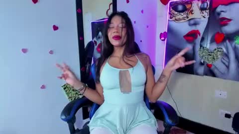 YAYA online show from July 2026 11:57:01 AM