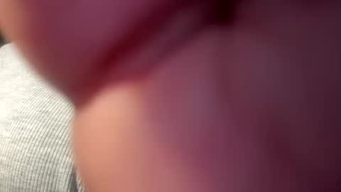 Snapshot of yazmeensosexy chatting on April 2026 08:20:01 AM yazmeensosexy online show from April 2026 08:20:01 AM