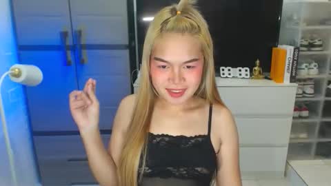 Yazzi online show from March 2026 10:27:01 PM