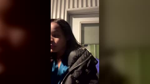 Snapshot of yazzybae3 chatting on December 2025 12:34:02 PM yazzybae3 online show from December 2025 12:34:02 PM