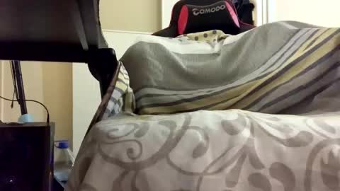 Snapshot of yebooo99518 chatting on November 2025 03:28:02 PM yebooo99518 online show from November 2025 03:28:02 PM