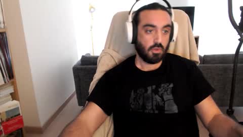 yeeaahoo online show from December 2025 02:59:02 PM