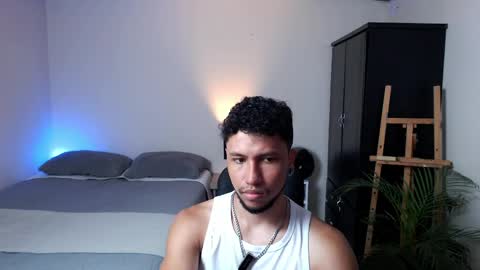 Snapshot of yeff_stone chatting on May 2026 04:26:01 PM yeff online show from May 2026 04:26:01 PM