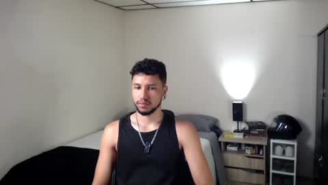 Snapshot of yeff_stone chatting on July 2026 02:05:17 AM yeff online show from July 2026 02:05:17 AM